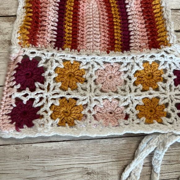 FOREVER 21 Crocheted Bikini Top XS/S Triangle Rainbow Granny Square Pink Orange - Picture 4 of 15